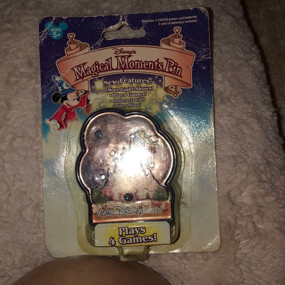 Magical Moments pin - Picture 1 of 2